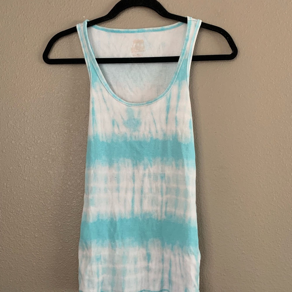 Blue and white tie dye tank